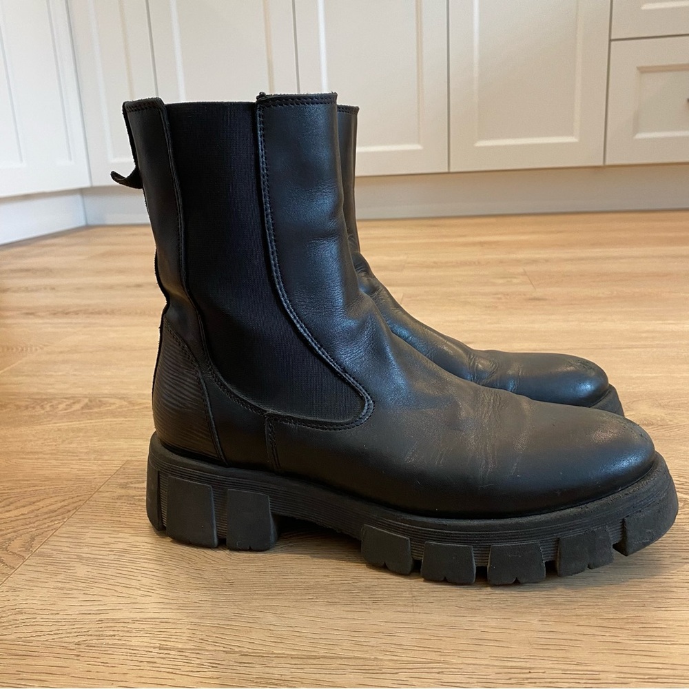Leather ankle boots